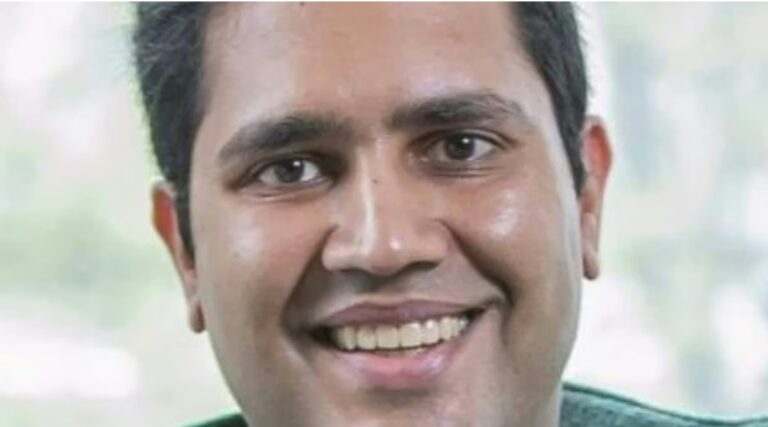 जिस CEO ने जूम कॉल पर 900 लोगों को नौकरी से निकाला, अब खुद मांग रहा अपनी नौकरी