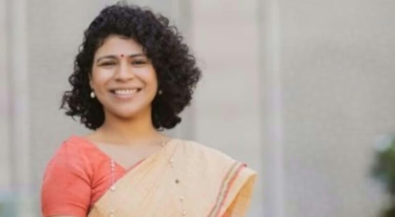 जज को फोन करना पड़ा भारी: IAS दुर्गा शक्ति नागपाल पर भड़का हाईकोर्ट, अवमानना नोटिस की तैयारी